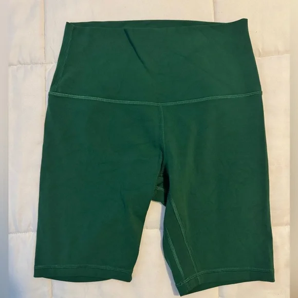 Lululemon Align High-Rise Short 8"
Everglade Green emerald green biker shorts - Picture 9 of 11